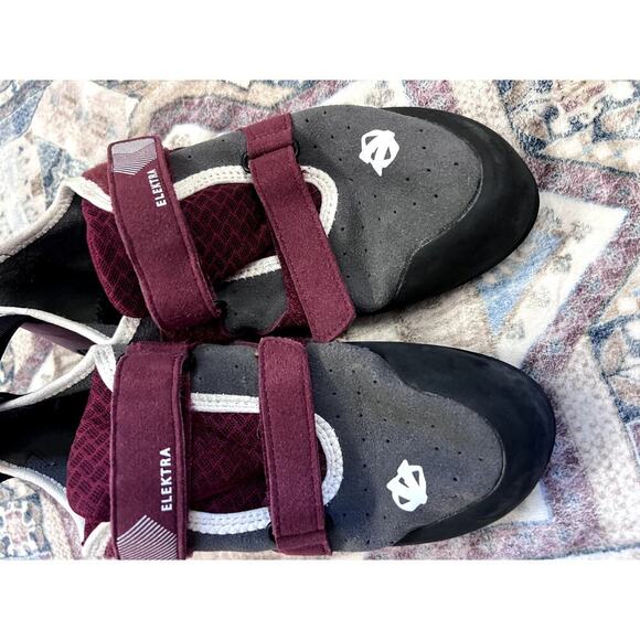 Elektra shoes size 10.5 Evolv Trax RubberClimbing  Burgundy men - Picture 2 of 8